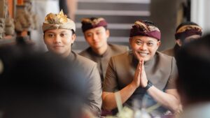Read more about the article Sule Bocorkan Jenis Hidangan hingga Suvenir Pernikahan Rizky Febian & Mahalini